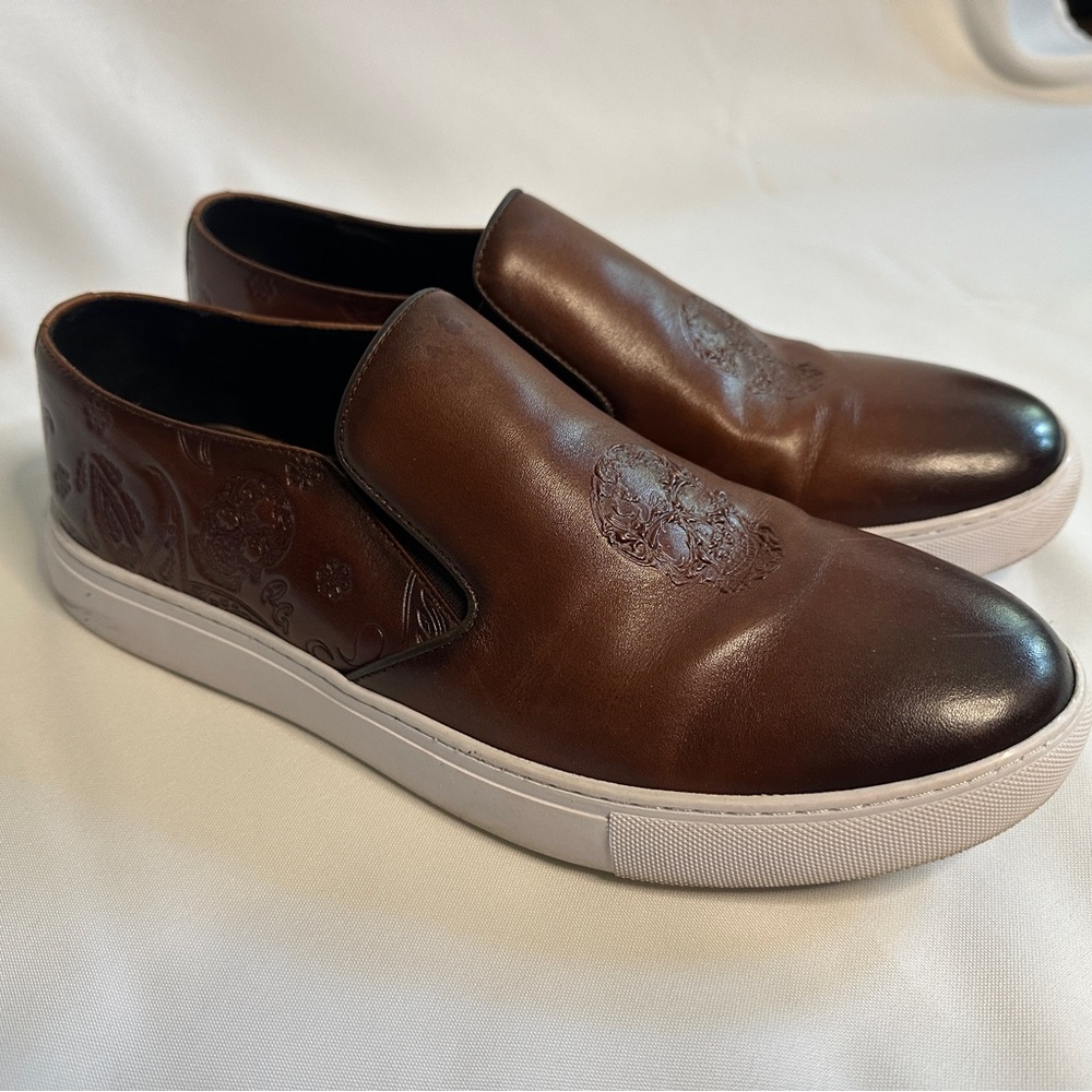 Robert Graham brown leather skull shoes, size 11 (men’s)